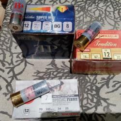 lot de 52 munitions bourre grasse calibre 12