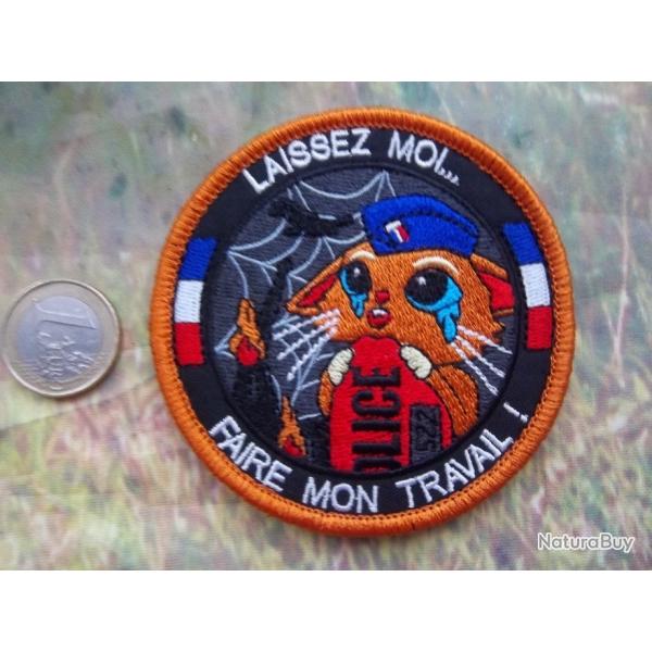 cusson collection humour insigne tissu police