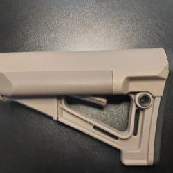 CROSSE DE TYPE M4/AR15 Magpul MOE STR