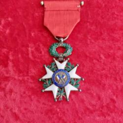 Croix de chevalier de la légion d'honneur en argent WW2 III° rép 9