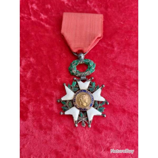 Croix de chevalier de la lgion d'honneur en argent WW2 III rp 10