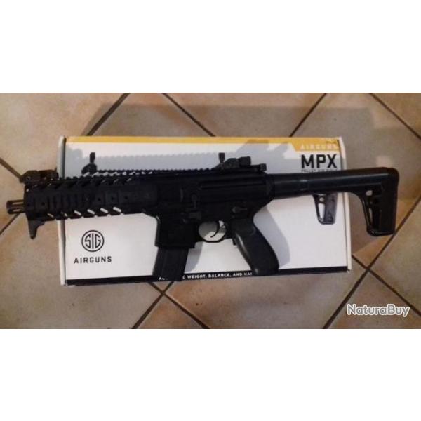 MPX Sig Sauer Cal.4,5 mm  CO2 30 coups+ 3 caps 88gr de CO2+ 1 Vise laser+ 1boite 500 plomb entame