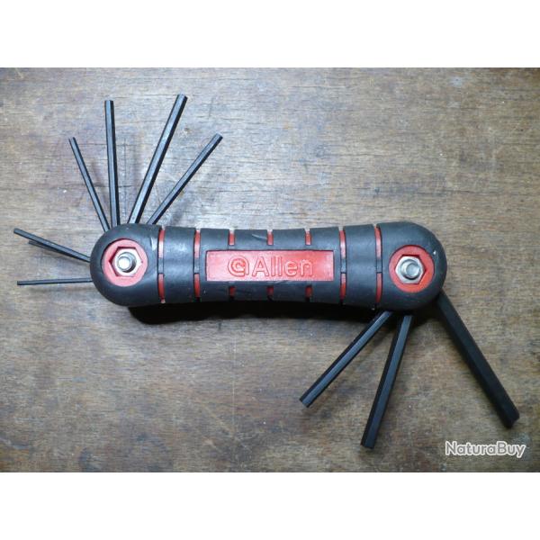 CLES ALLEN EN DIMENSIONS AMERICAINES