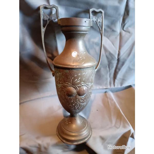 Vase avec anses ww1