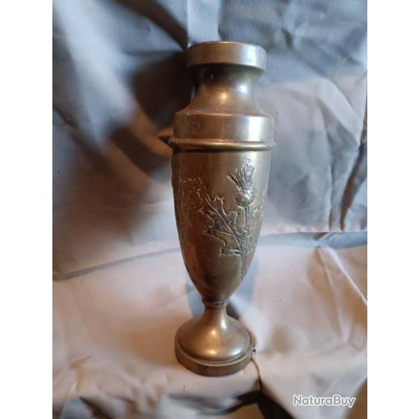 Vase laiton ww1