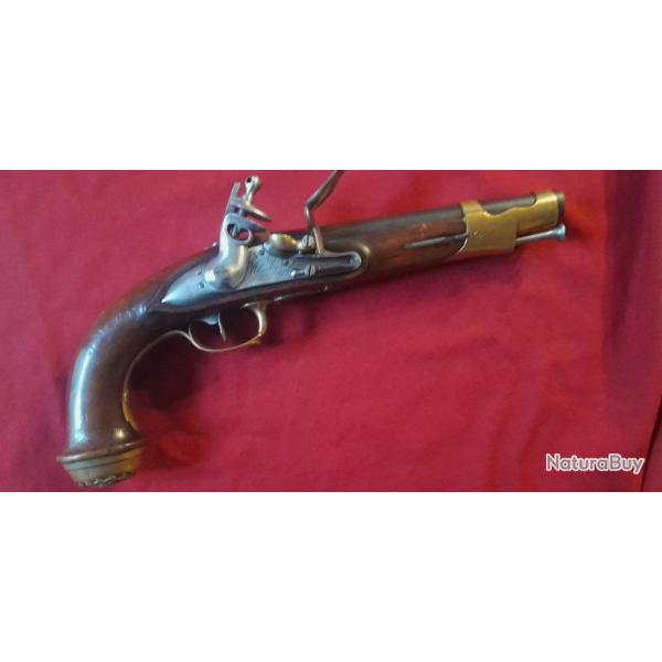 BEAU PISTOLET A SILEX DES GARDES DU CORPS DU ROI