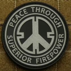 Patch "PEACE THROUGH" NOIR JTG