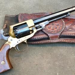 Revolver à poudre noire Spiller and Burr calibre 36 et son étui