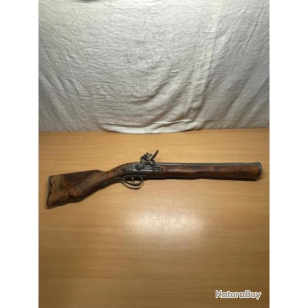 Ancien fusil trombon  silex dcoratif