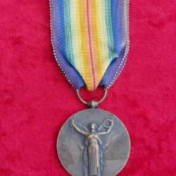 Médaille interalliées 1922 MORLON 2