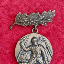 Médaille commémorative 60° anniversaire 14 18 barrette ANCR Conseil général de l'Herault