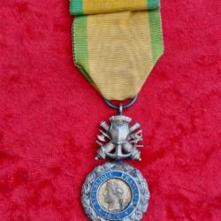 Médaille militaire avec son rappel 3° rép en argent WW2 1
