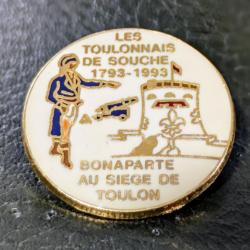 O pin's pins Insigne militaire Napoleon Bonaparte Toulon Corse lapel pin empire fleur de lys revolut