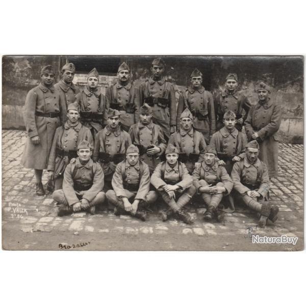 CARTE PHOTO MILITARIA   -  RGIMENT  -  SOLDATS