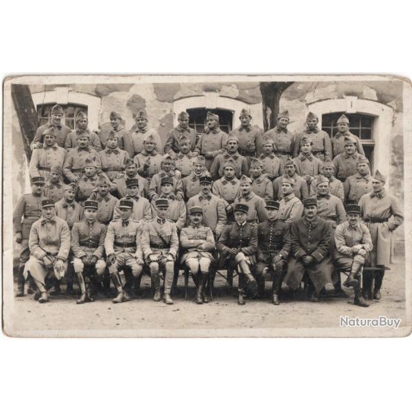 CARTE PHOTO MILITARIA   -  RGIMENT  -  SOLDATS  -  OFFICIERS