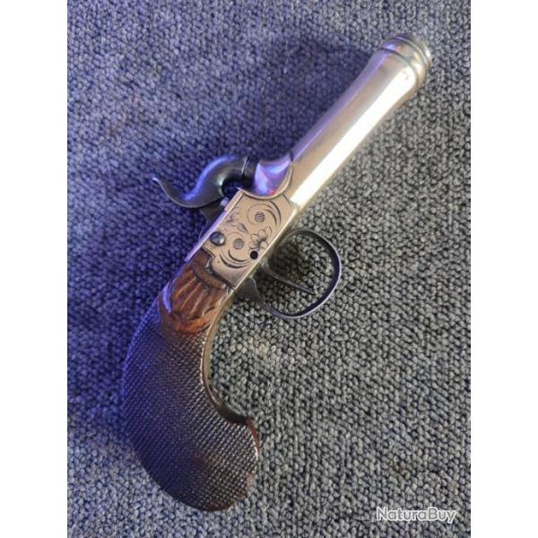 Magnifique pistolet Ligois grav main  coffre de marine en laiton en excellent tat et propre