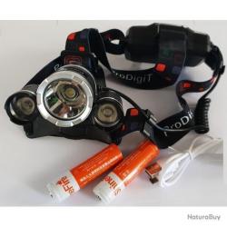 Lampe Frontale PRODIGIT Rechargeable avec 3 LEDS Dispose de 4 modes.