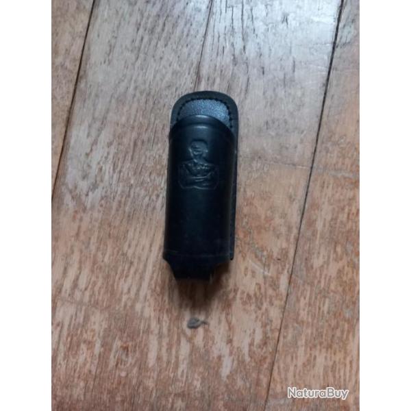 tui  petite bombe lacrimo