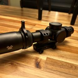 Lunette vortex strike eagle 1-8x24 ffp EBR - 8MOA