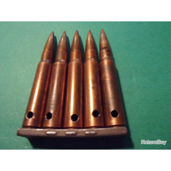 Clip avec 5 munitions 7,92x57 de 1938 tui acier cuivr balle blinde cuivre neutralises