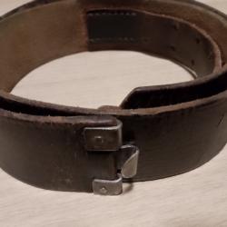 Ceinture réglementaire armée allemande 2 ND War très bon cuir