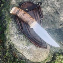 couteau de chasse artisanal / ronce de noyer / écusson sanglier