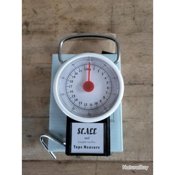 Peson neuf  22kg avec metre