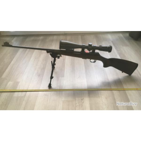 Carabine 22 Lr,CZ 457, finition bois, lunette 8-32x56, trpied 2 chargeurs 5 et 10 coups.