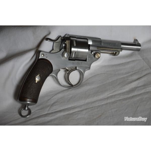 REVOLVER MODELE 1873 CALIBRE 11mm-SAINT ETIENNE-S.1876-CAVALERIE-GENDARMERIE-ARTILLERIE-1914/1918