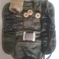 Trousse de couture individuelle US WW2 originale,  avec ses accessoires    A1