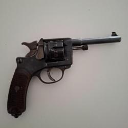 Revolver 8mm92 modèle civil