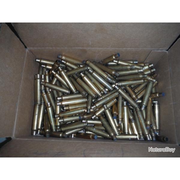 1 lot de 166 douilles calibre 300 weatherby magnum tires 1 fois