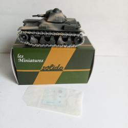 char solido France le char léger R35 neuf avec accessoires n°233 01/73