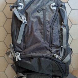 SAC A DOS -Genesis Denali Gris