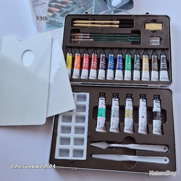 Valise d'initiation peinture acrylique Pebeo avec pinceaux, carton toil, et quelques accessoires