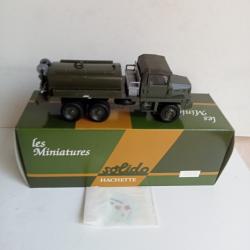 solido France le berliet GBCKT citerne neuf avec accessoires 1:50