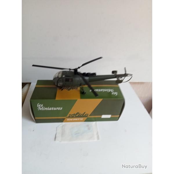 solido France militaire l'alouette neuf avec accessoires