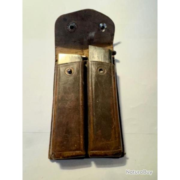 Porte Chargeur Cuir, Fabrication Indochine,  deux compartiments pour pistolet.