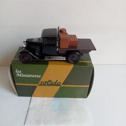 solido militaire citroen C4 FFI  1930 gazogène neuf avec accessoires 1/43 09/81