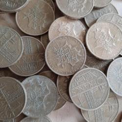 Bon lot de 20 pièces françaises de 10 francs, dates diverses.