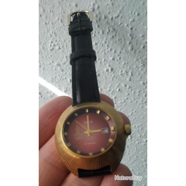 ZARIA JO MOSCOU 1980s MONTRE MCANIQUE ANCIENNE  POUR FEMME 22 RUBIS URSS CCCP