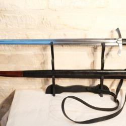 Épée  médiévale ou HEROIC FANTASY COSPLAYEUR avec fourreau REPRODUCTION  EBR24EEE004