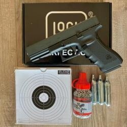 Glock 17 Gen 4 CO2 4.5mm Cybergun KWC en pack prêt à tirer