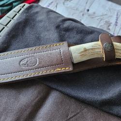 TRES BEAU COUTEAU DE CHASSE ARTISANALE