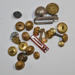 Lot Boutons Français Militaire Vareuse Uniforme WW2 1939/1945 US Américain à identifier  (20)