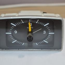 Ancienne Horloge de Bord pour véhicule Ancien FORD TANUS TC3  à tester (12)