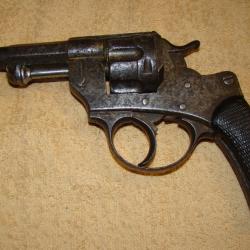 REVOLVER 1874 modifier en calibre 380 à confirmer .