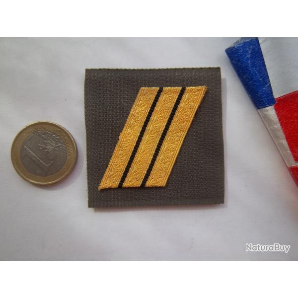 grade galon militaire sergent chef