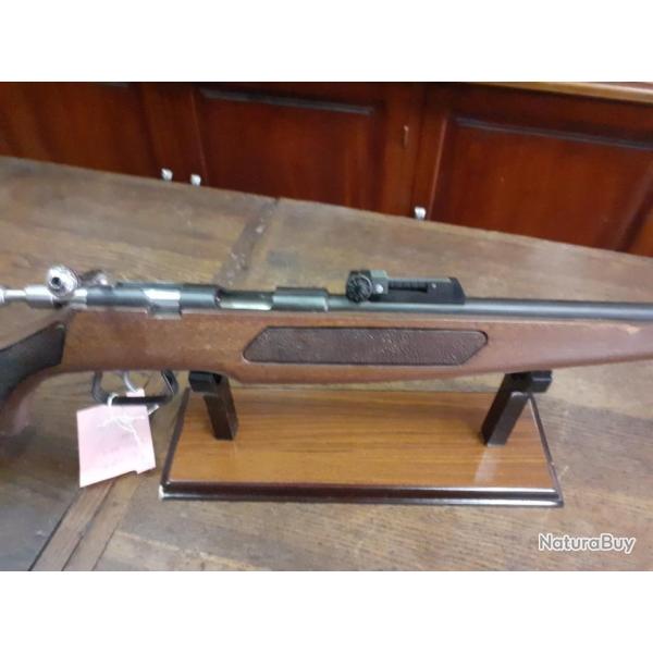 Carabine MANU ARM  modle  B10 calibre 22lr monocoup .