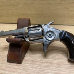 Revolver de marque Colt modèle News 22 calibre 22Lr à 1 sans prix de réserve !-